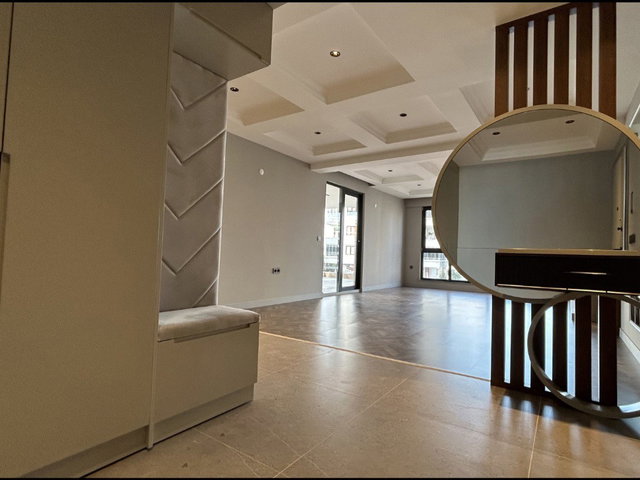 ALANLI DOĞUMAK TOWER'DA DENİZ VE ŞEHİR MANZARALI SATILIK 3+1ULTRALÜKS AKILLI DAİRE