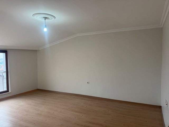 KAĞITHANE SULTAN SELİM DE EBEVEYN BANYOLU KİRALIK DAİRE