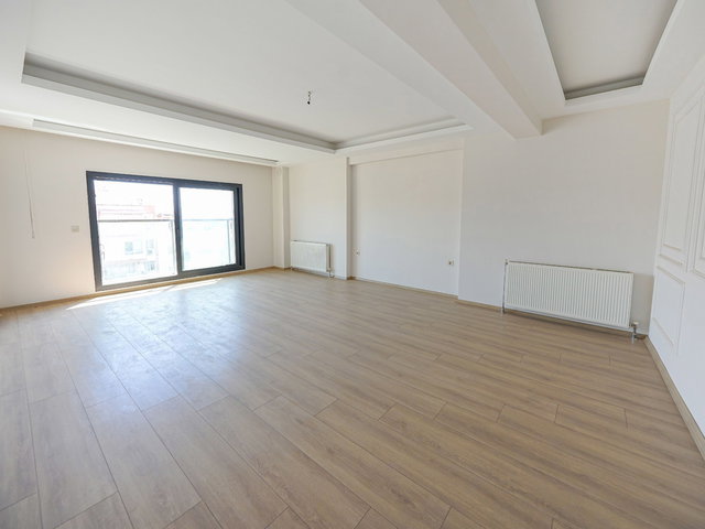 KARŞIYAKA GİRNE BULVARI ÜZERİ 4+1 SATILIK DUBLEKS | TERASLI OTOPARKLI
