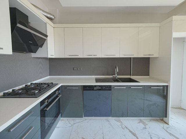 KARŞIYAKA GİRNE BULVARI ÜZERİ 4+1 SATILIK DUBLEKS | TERASLI OTOPARKLI