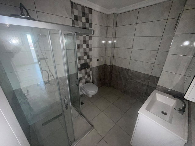 ÇAYIROVA EMEK'TE DENIZ MANZARALI 4+1 DUBLEKS, 185M², TERASLI