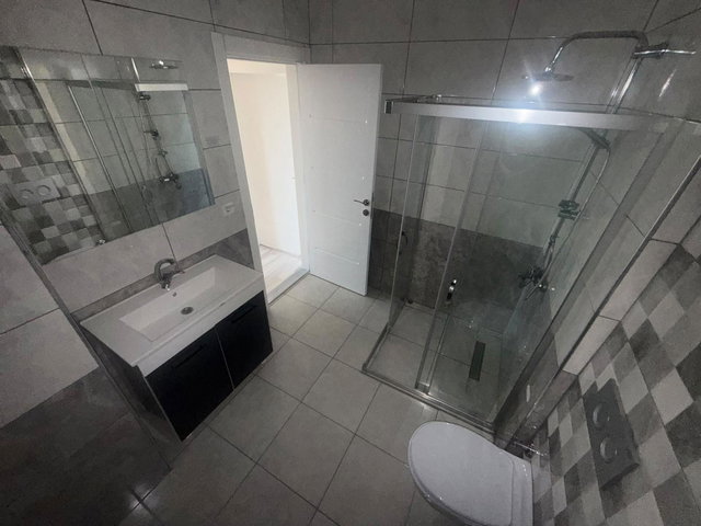 ÇAYIROVA EMEK'TE DENIZ MANZARALI 4+1 DUBLEKS, 185M², TERASLI