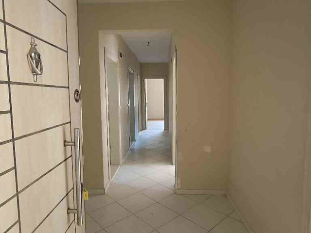 ADAPAZARI’NDA SİTE İÇİNDE 3+1 | 125 M² BRÜT | MERKEZİ ISITMALI | BALKONLU, BOŞ DAİRE