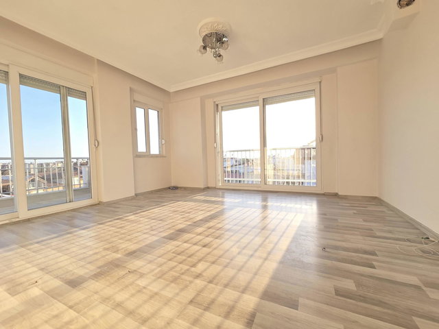 MANAVGAT YAYLA MAH’DE 4+2 GENİŞ 210 M² KİRALIK DAİRE | 3 CEPHE, BALKON, BOŞ