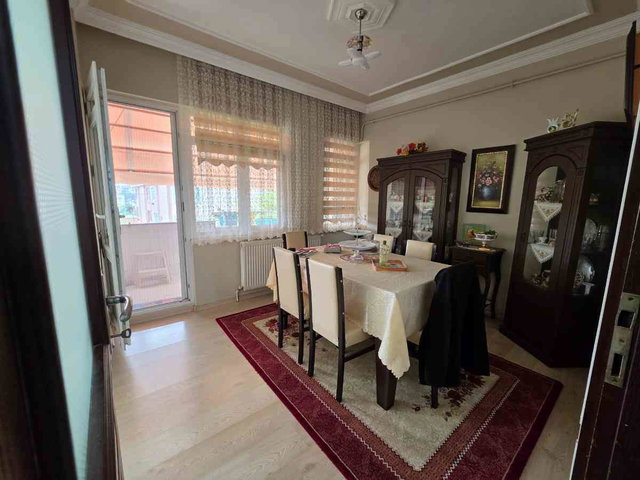 DERİNCE 60 EVLER DUMLUPINAR MAHALLESİ MADENİ YAĞ SİTESİ NDE SATILIK 3+1 DAİRE