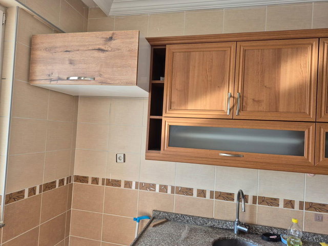 ONİKİŞUBAT’TA 4+1 | 160 M² BRÜT | 8. KAT (SON KAT) | 2 BANYO | BALKONLU KİRALIK DAİRE