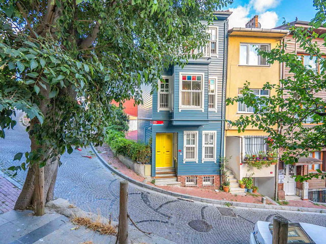 REMAX GELİŞİMDEN BEŞİKTAŞ ARNAVUTKÖY MAH 4+1 KİRALIK MÜSTAKİL EV