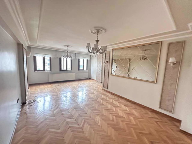 MERTER MERKEZ ANKS.SETLİ KLİMALI ASANSÖRLÜ ÇİFT BALKON&WCLİ 3+1