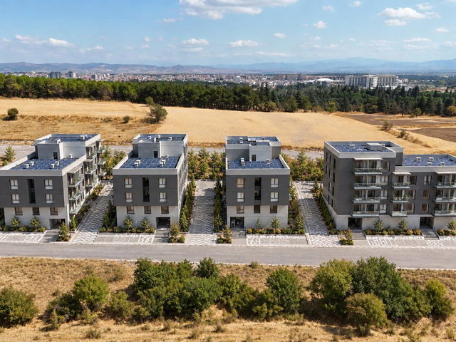 REMAX MİD 'DEN - ASSUVA +1 EVLERINDE SATILIK 1+1 DAIRELER