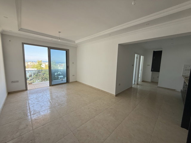 GIRNE ALSANCAK'TA OTURUMA HAZIR SIFIR SATILIK 2+1 DAIRE, DENIZ MANZARALI, SITE İÇERISINDE, BALKONLU