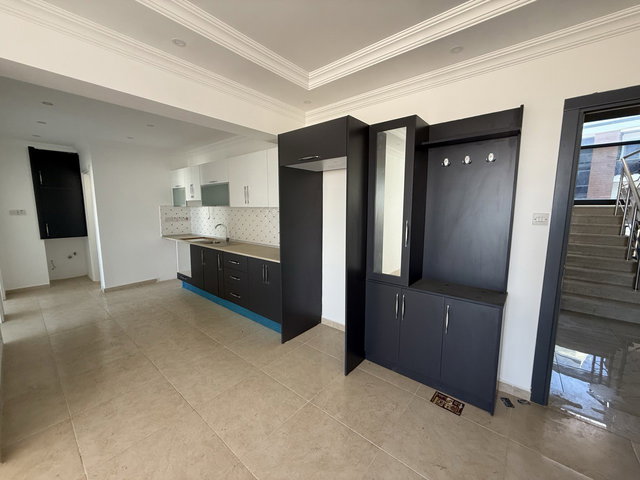 GIRNE ALSANCAK'TA OTURUMA HAZIR SIFIR SATILIK 2+1 DAIRE, DENIZ MANZARALI, SITE İÇERISINDE, BALKONLU