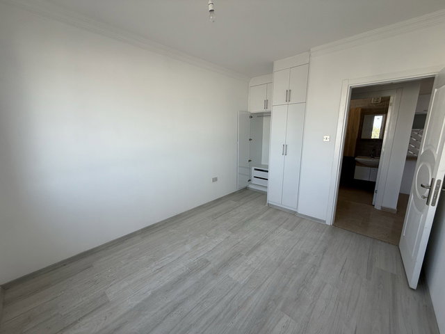 GIRNE ALSANCAK'TA OTURUMA HAZIR SIFIR SATILIK 2+1 DAIRE, DENIZ MANZARALI, SITE İÇERISINDE, BALKONLU