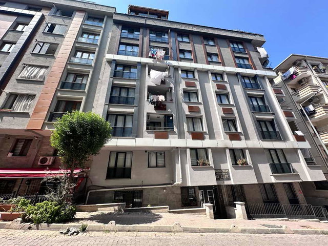 GÜNGÖREN HAZNEDAR NEF BAHÇELİEVLER SİTESİ KARŞISI SIFIR 3+1 ARA KAT