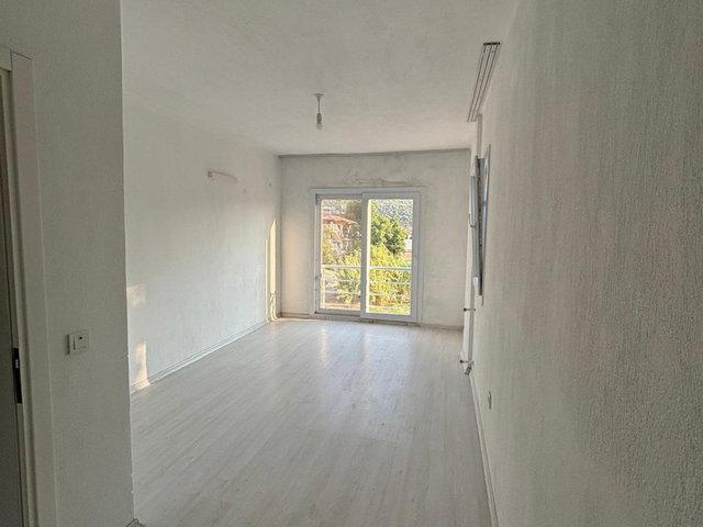 FETHİYE KARAÇULHA’DA 4+1 | 170 M² NET | 2 BANYOLU, BALKONLU, BOŞ KİRALIK DAİRE