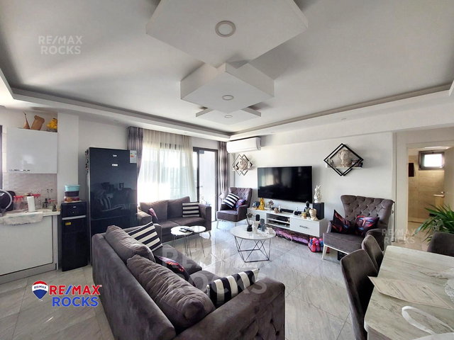 MAĞUSA’NIN KALBINDE, CITY MALL’A KOMŞU ŞIK 2+1 PENTHOUSE