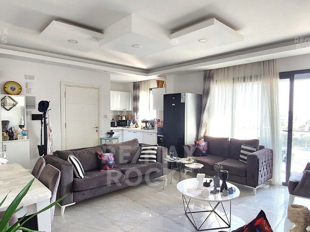 MAĞUSA’NIN KALBINDE, CITY MALL’A KOMŞU ŞIK 2+1 PENTHOUSE