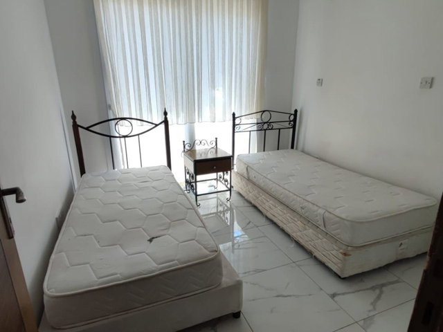 GİRNE MERKEZ'DE 2+1 SATILIK DAİRE