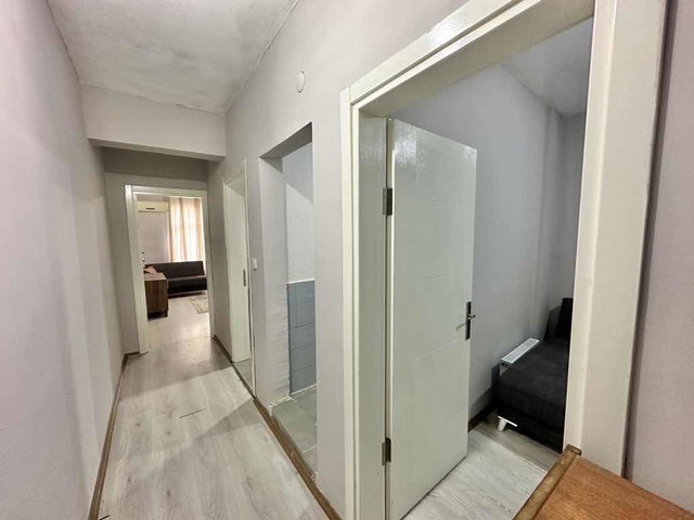 RE/MAX DREAM İZMİT M.ALİPAŞADA TRAMVAYA YAKIN  AYRI MUTFAKLI EŞYALI 1+1 KIRALIK DAIRE