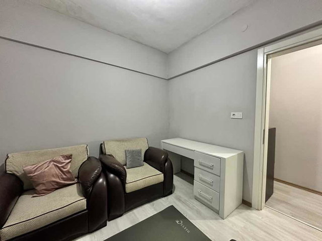 RE/MAX DREAM İZMİT M.ALİPAŞADA TRAMVAYA YAKIN  AYRI MUTFAKLI EŞYALI 1+1 KIRALIK DAIRE