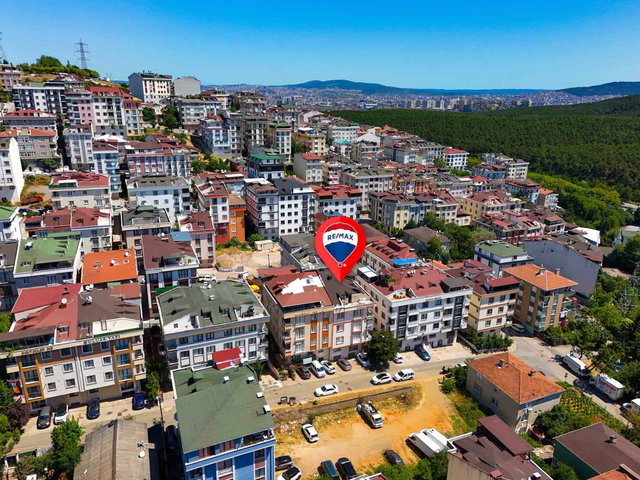 SANCAKTEPE'DE ÖZEL TASARIMLI ORMAN MANZARALI SATILIK 4+2 DUBLEKS