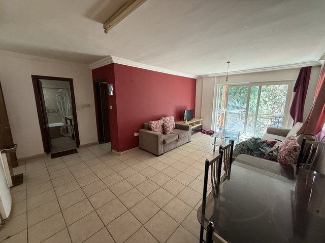 GIRNE MERKEZ PATARA SITESINDE EŞYALI SATILIK 1+1 DAIRE