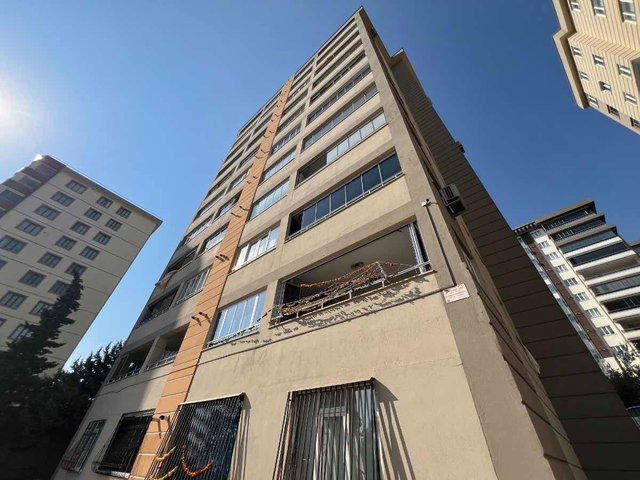 RE/MAX EDE'DEN | SÜLEYMAN ŞAH'TA PRESTIJLI SITEDE SATILIK 4+1