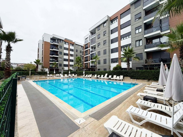 YAYLA PARK PLUS SİTESİNDE 3. KATTA BALKONLU DAİRE FIRSATI