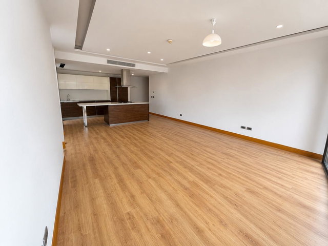 ATAŞEHIR SARPHAN FINANS PARKTA 3+1 GENIŞ FERAH KIRALIK DAIRE
