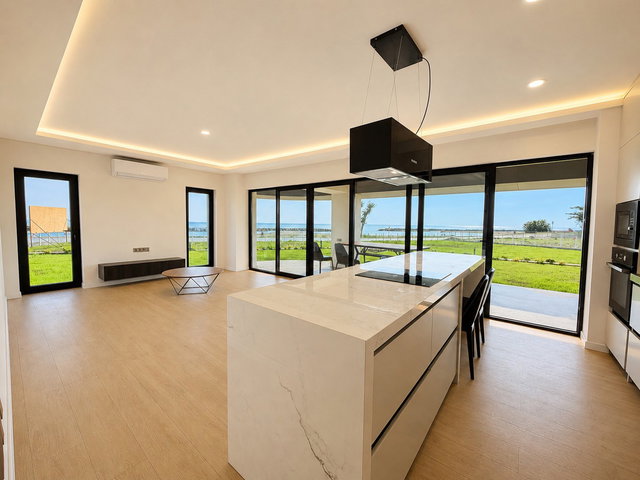 DEREKÖY SİTE İÇİ SAHİL SIFIR DENİZ  VE HAVUZ MANZARA SATILIK 3+1 DAİRE