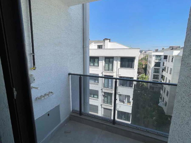 MARINAYA VE MERKEZE YAKIN SITE IÇERISINDE SIFIR SATILIK 3+1DAIRE