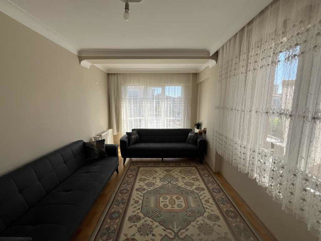 ÇORLU NUSRATİYE’DE 2+1 SATILIK ÇOK İYİ KONUMDA DAİRE