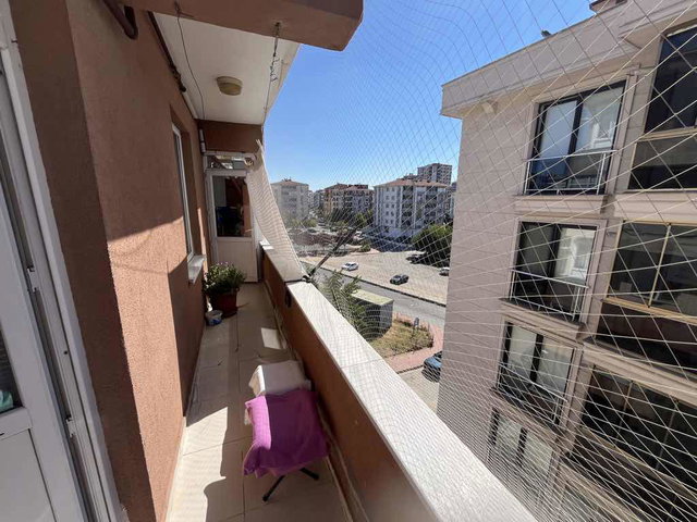 ÇORLU NUSRATİYE’DE 2+1 SATILIK ÇOK İYİ KONUMDA DAİRE