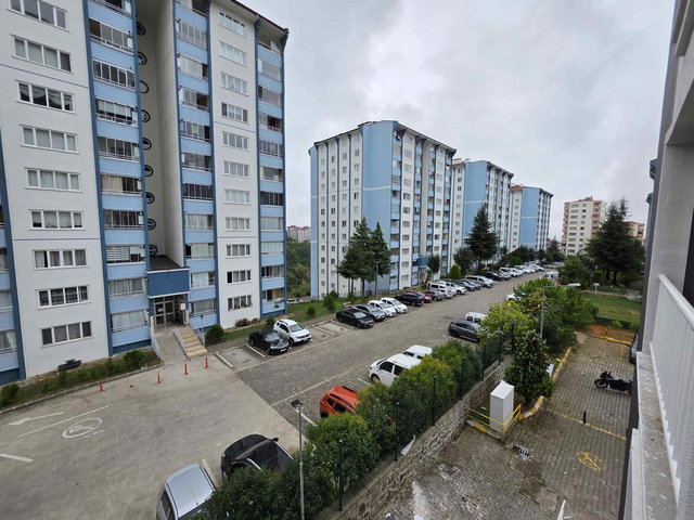 BAHÇECİK SİTESİNDE MASRAFSIZ FERAH DAİRE (SATILIK)