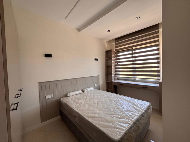 REMAX MODEL DEN TEKDEN HASTANESI KARŞISI 1+1 EŞYALI SIFIR SATILIK APART