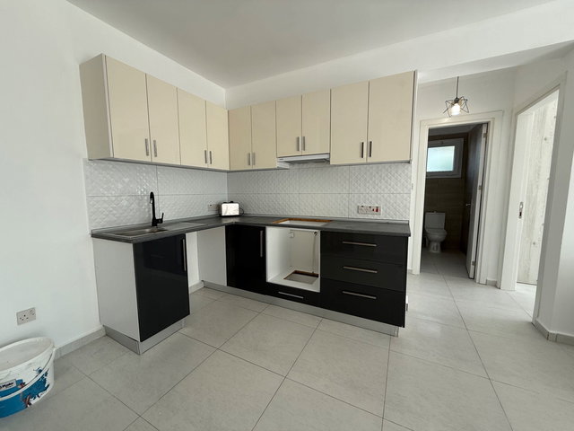GIRNE LAPTA'DA FIRSAT 1+1 SATILIK DAIRE