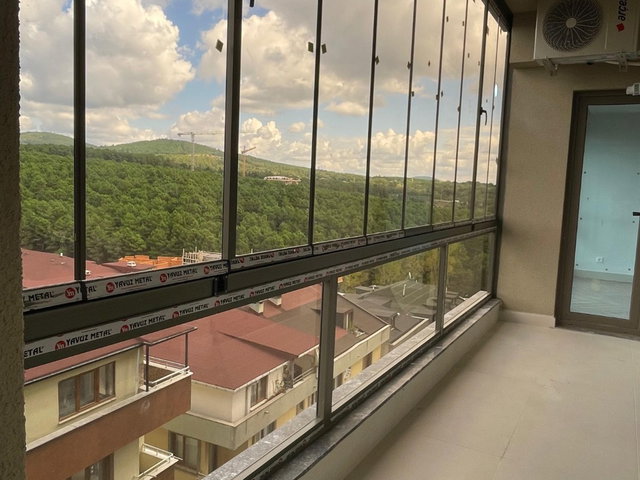 ÇEKMEKÖY ORMANZARALI’DA ORMANLA İÇ İÇE, SIFIR VE OTURUMA HAZIR 2+1