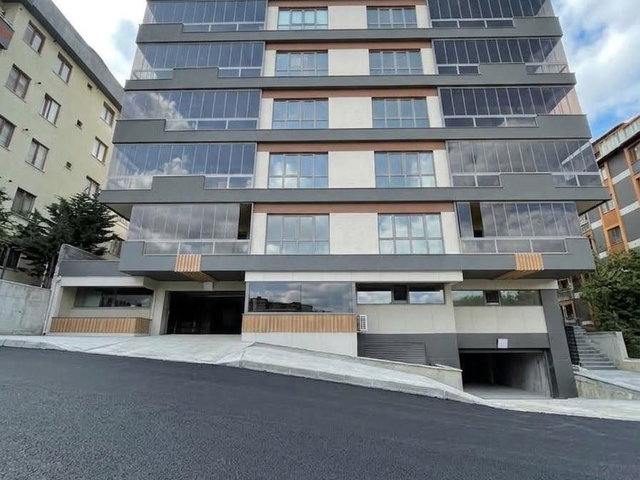 ÇEKMEKÖY ORMANZARALI’DA ORMANLA İÇ İÇE, SIFIR VE OTURUMA HAZIR 2+1