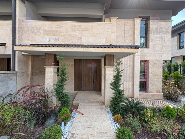 REMAX AVLU'DAN KUYULUK’TA MARKA PROJEDE SİTE İÇİ İKİZ DUBLEKS VİLLA
