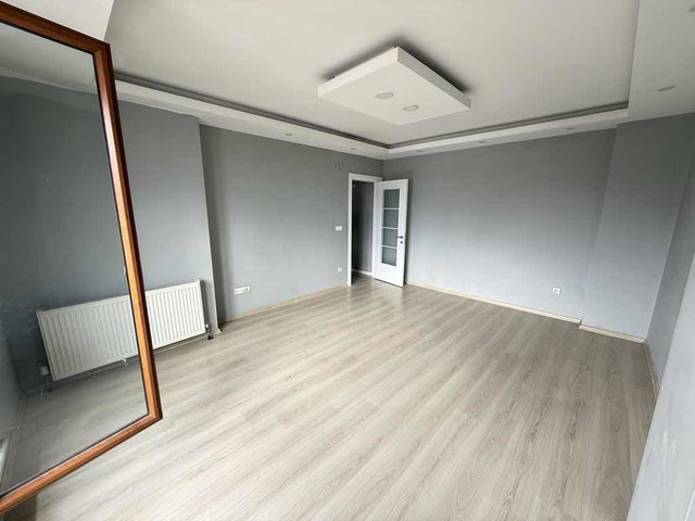 EYÜP ÇIRÇIR’DA SİTE İÇİNDE, TAŞINMAYA HAZIR 4+1 DUBLEKS