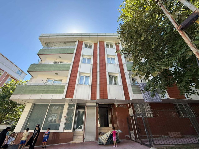 REMAX'TAN DEMIRKAPI'DA METROYA YAKIN KIRALIK 2+1 ARAKAT DAIRE