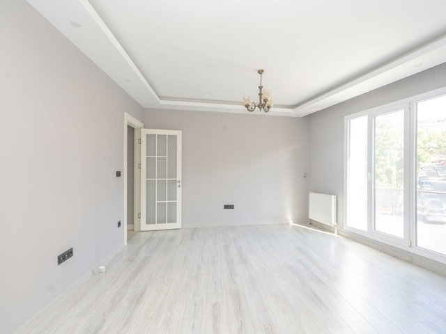 REMAX GELİŞİMDEN BEYAZ KÖŞK EVLERİNDE 2+1 SATILIK DAİRE