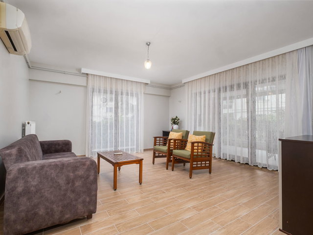 REMAX ADVANTAGE ARZU AKSARAY'DAN PLATIN PARK EVLERINDE ÖZEL BAHÇELI 1+1 DAIRE