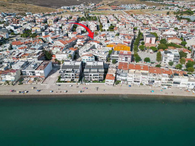 ÇANDARLI MERKEZDE DENİZE 100 METRE EŞYALI  TERASLI 2.5+1 DAİRE