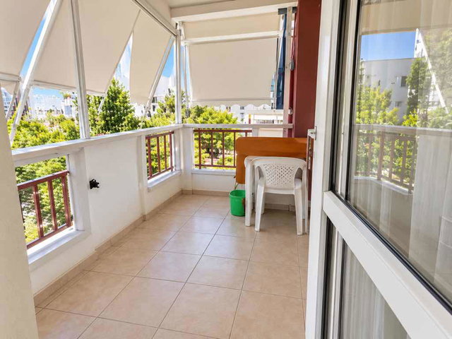 GÜRSUDA DENİZE 500 M,HAVUZLU SİTEDE FERAH 2+1 DAİRE