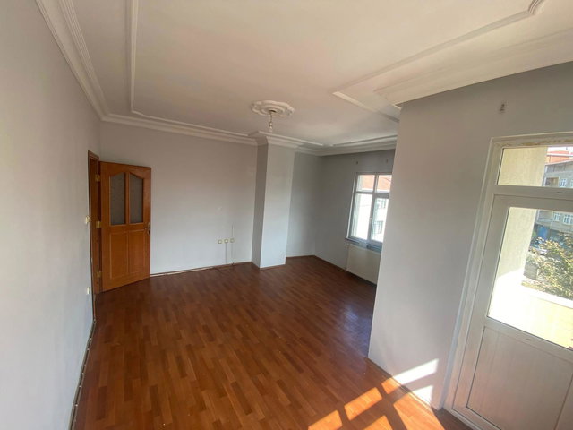 PENDİK YENİŞEHİR’DE 2+1 EFLATUN SİTESİNDE  KİRALIK DAİRE
