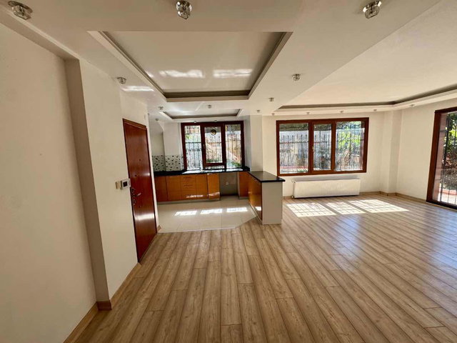 DOĞA MANZARALI KİRALIK 4+1 BAHÇE DUBLEKS DAİRE
