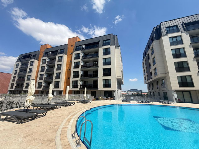 RE/MAX YAZ'DAN AYYILDIZ KONUTLARINDA 3+1 SATILIK DAİRE