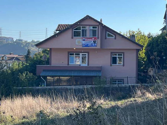 REMAX SOFT'TAN SERDİVAN KEMALPAŞA MAHALLESİNDE 7+1 KİRALIK DAİRE