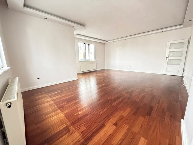 ÜMRANİYE ATATÜRK MAHALLESİ 3+1 150 M² NET 2 BANYOLU GENİŞ DAİRE