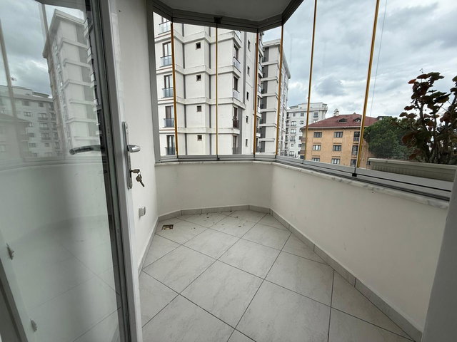 ÜMRANİYE ATATÜRK MAHALLESİ 3+1 150 M² NET 2 BANYOLU GENİŞ DAİRE